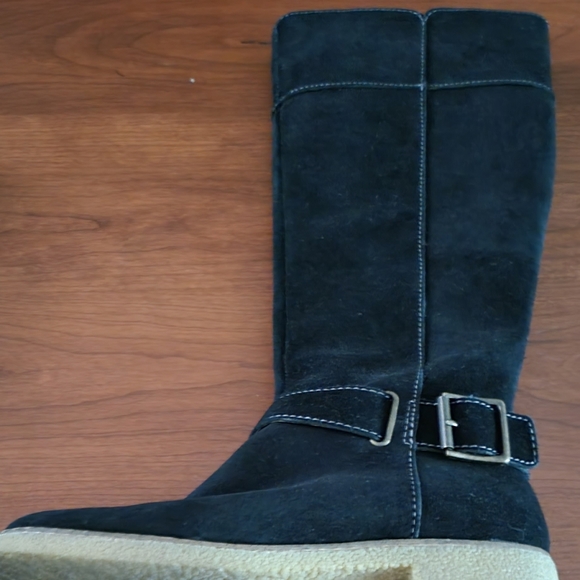 Women's Black Suede Boots - Picture 3 of 8